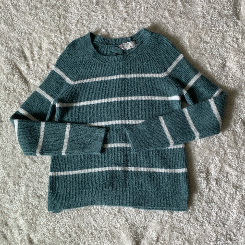 lace up back sweater